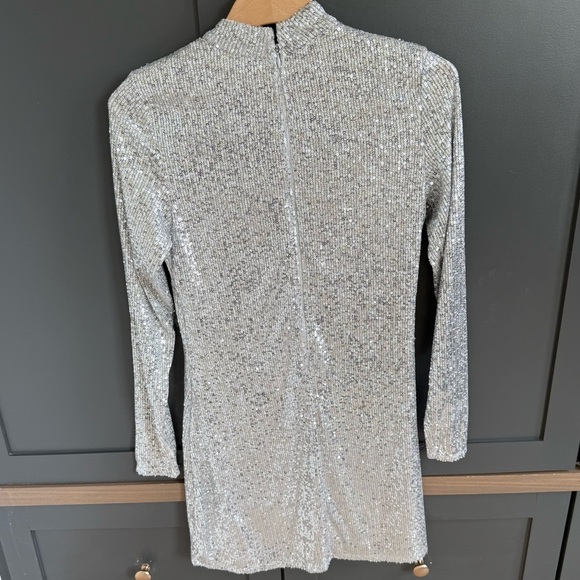 Abercrombie & Fitch Silver Sequin Long Sleeve Dress • MP • NWT - Picture 9 of 13